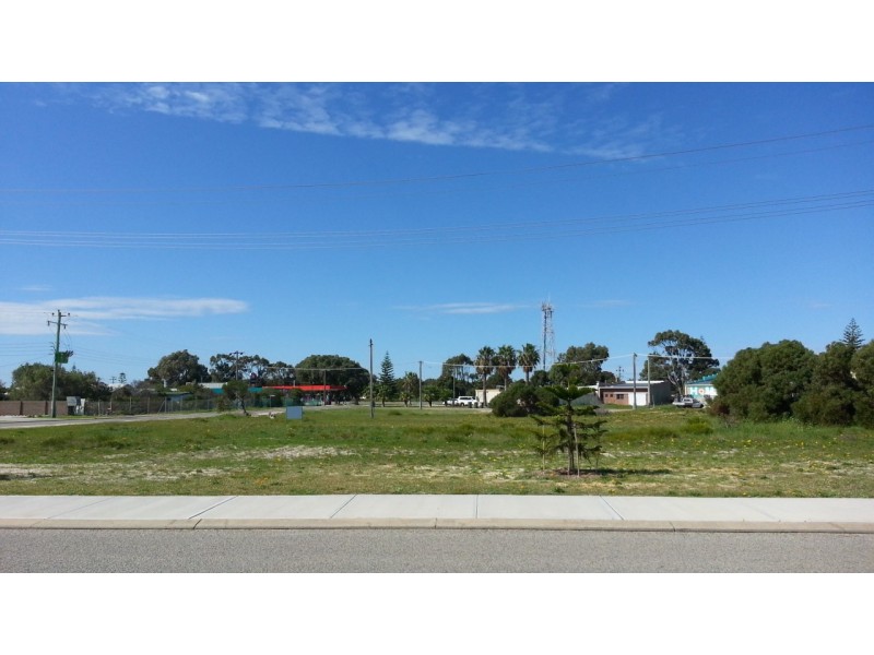 7 MURRAY STREET, Jurien Bay WA 6516