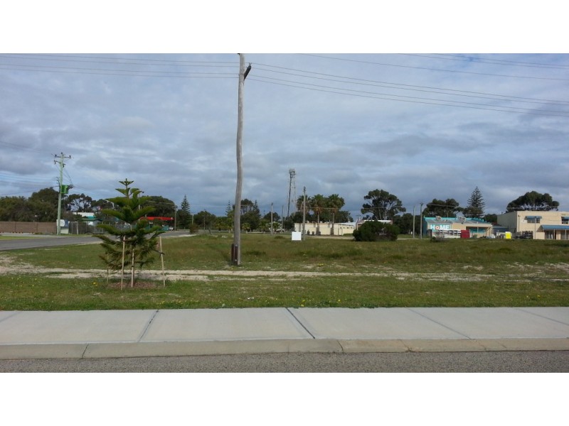 7 MURRAY STREET, Jurien Bay WA 6516