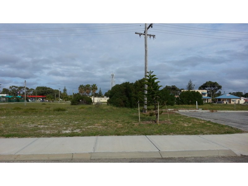 7 MURRAY STREET, Jurien Bay WA 6516