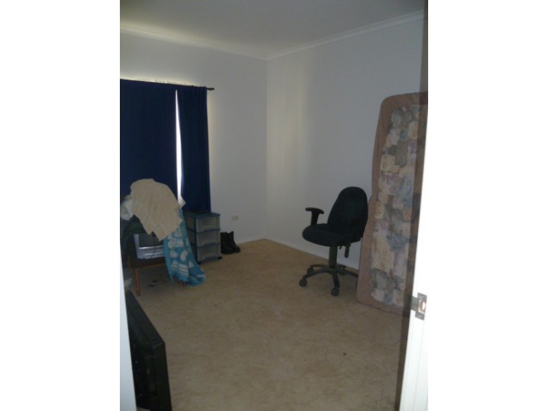 9 Cooper St, Eneabba WA 6518