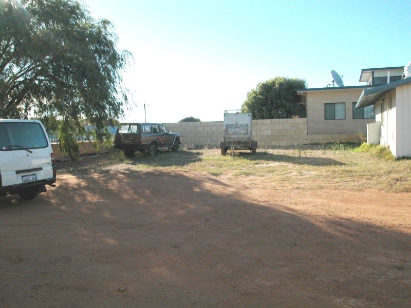 4 SPENCER STREET, Leeman WA 6514