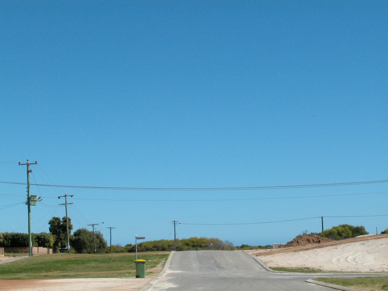 6 LINDSAY STREET, Jurien Bay WA 6516