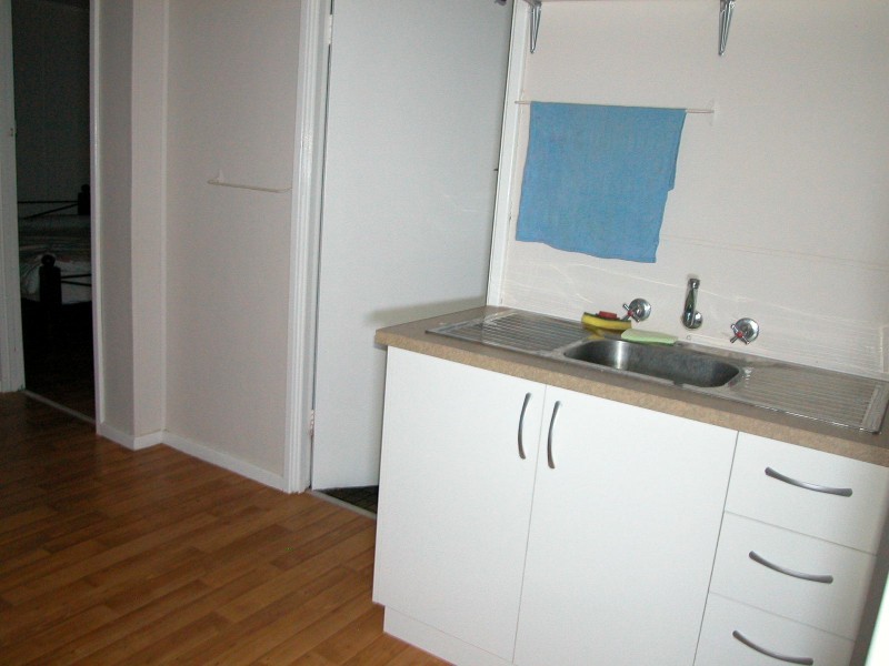 6 LINDSAY STREET, Jurien Bay WA 6516