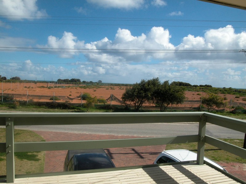 26 AQUILLA STREET, Jurien Bay WA 6516