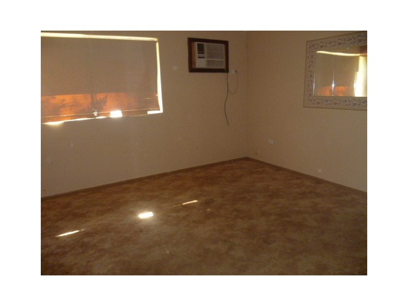 19 White Crt, Eneabba WA 6518