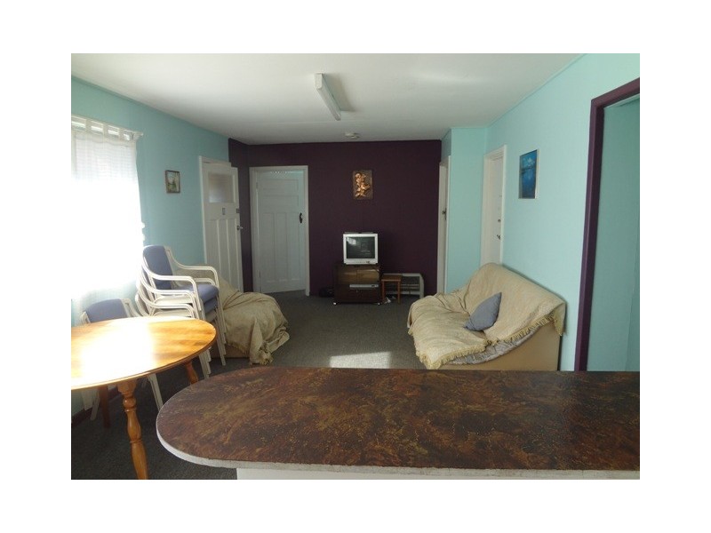 9 SHINGLE AVENUE, Jurien Bay WA 6516