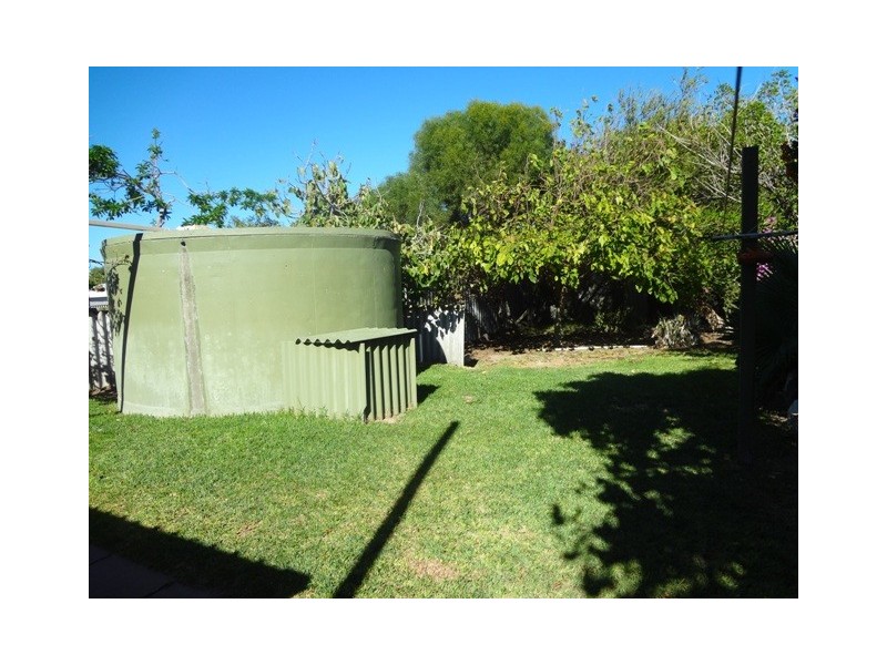 9 SHINGLE AVENUE, Jurien Bay WA 6516