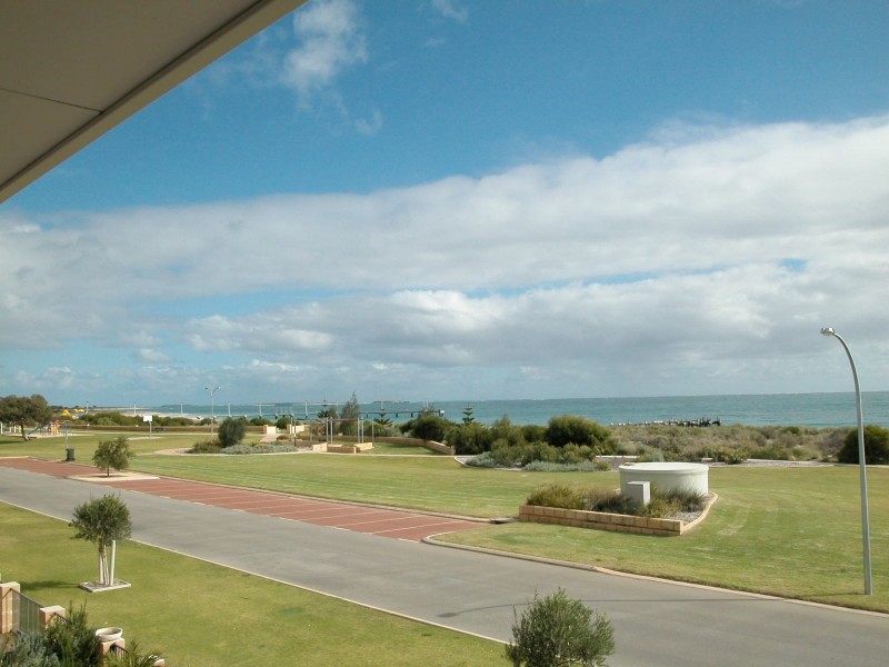 11 (U12) HEATON STREET, Jurien Bay WA 6516