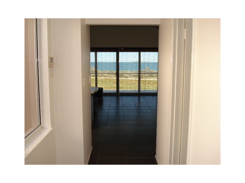 11 (U12) HEATON STREET, Jurien Bay WA 6516