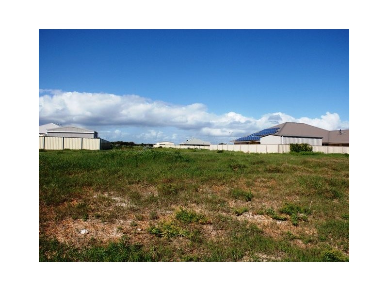 13 ADRIANA PARADE, Jurien Bay WA 6516