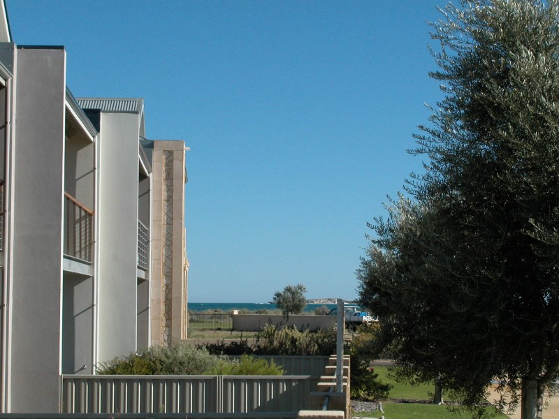 11 (U33) HEATON STREET, Jurien Bay WA 6516