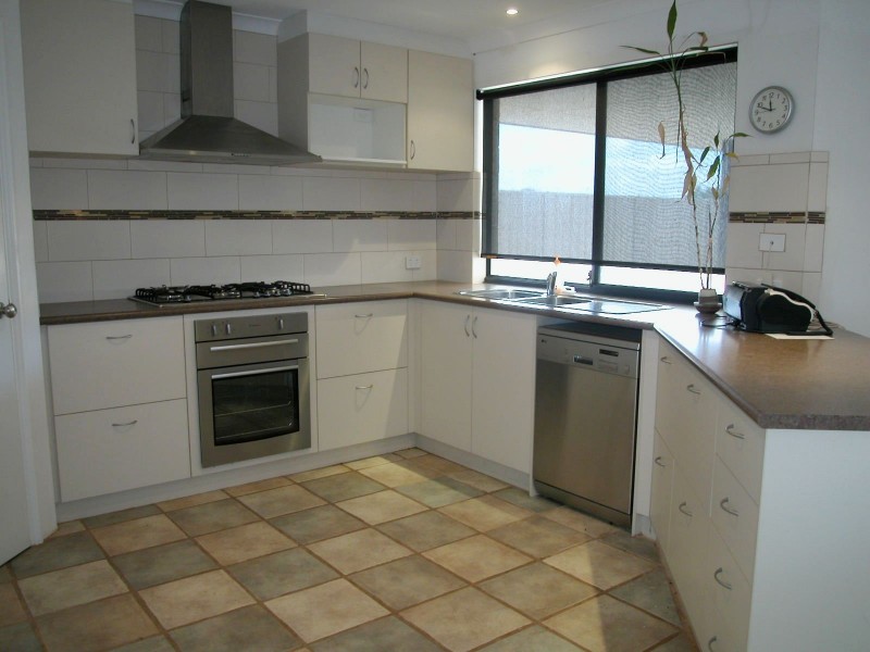 6 FIGTREE WAY, Jurien Bay WA 6516