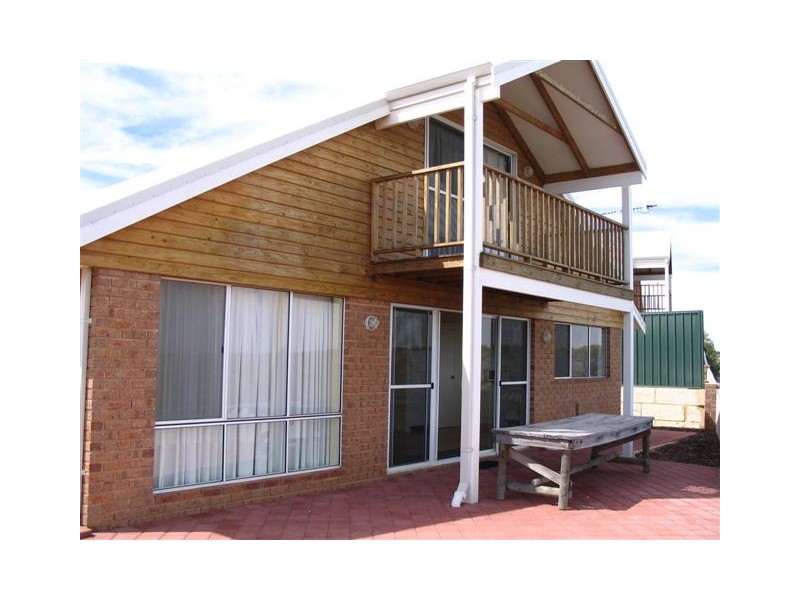 2 (UNIT 4) HUELVA PLACE, Cervantes WA 6511