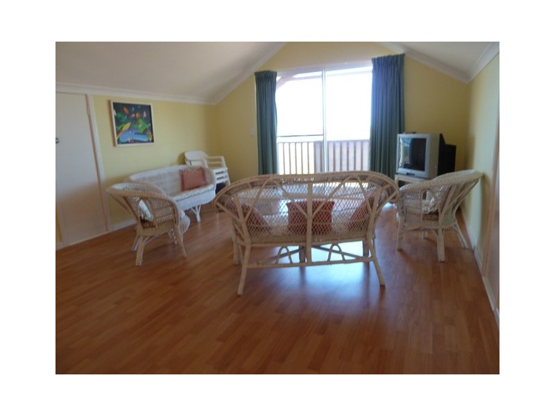 2 (UNIT 4) HUELVA PLACE, Cervantes WA 6511