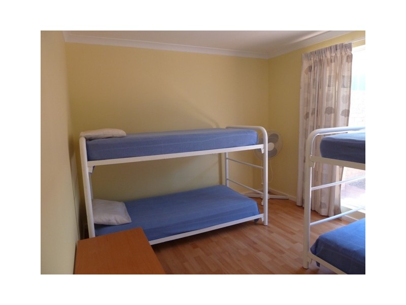 2 (UNIT 4) HUELVA PLACE, Cervantes WA 6511