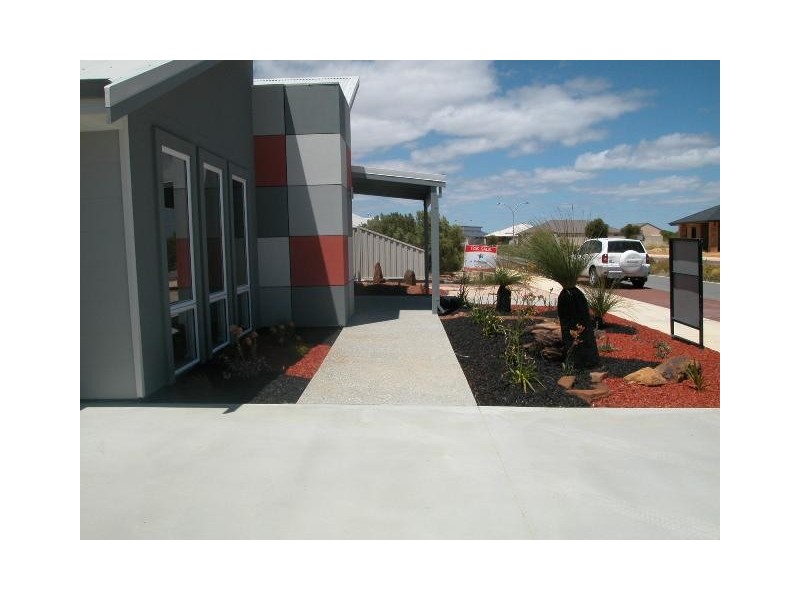 7 FIGTREE WAY, Jurien Bay WA 6516
