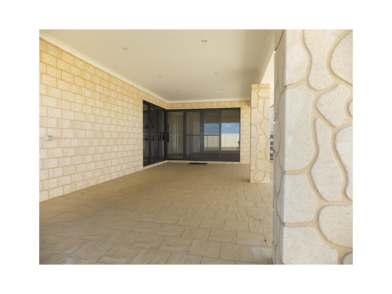 31 (Lot 526) Apium Way, Jurien Bay WA 6516