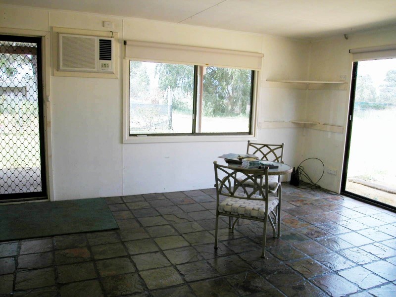 LOT 946 NYLAGARDA ROAD, Badgingarra WA 6521