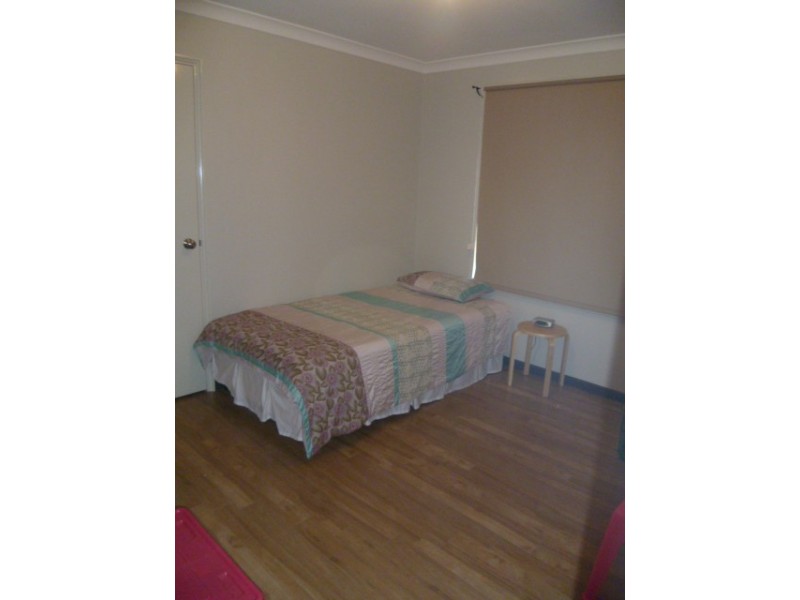 16 Glover Cres, Green Head WA 6514