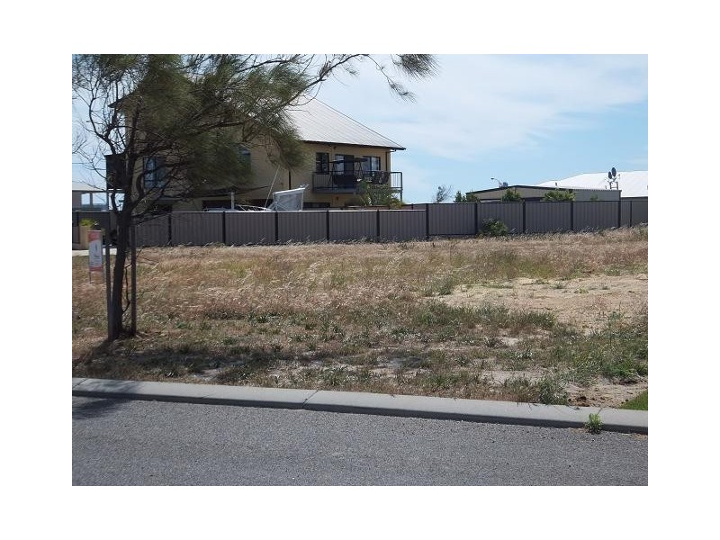 1 (Lot 320) Sheoak Grove, Jurien Bay WA 6516