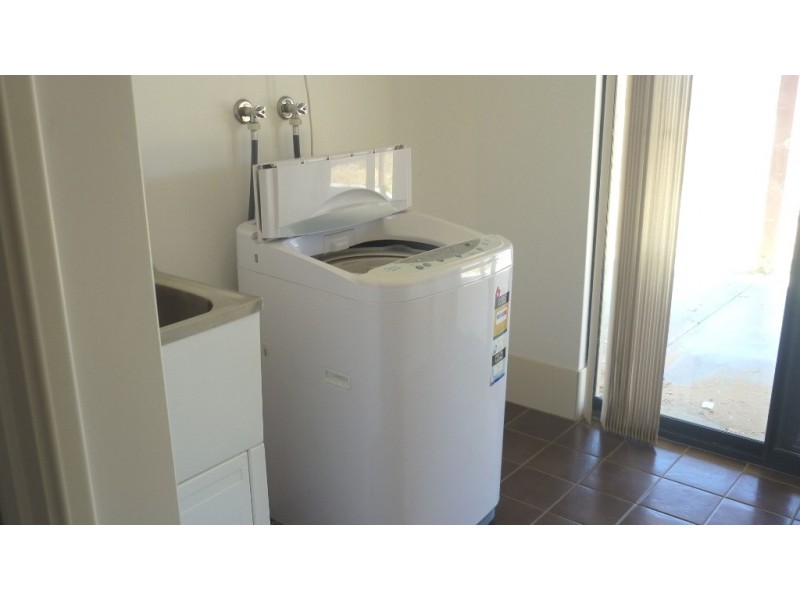 16 DRYANDRA BOULEVARD, Jurien Bay WA 6516