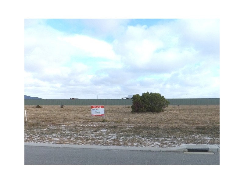 19 Eucalypt Way, Jurien Bay WA 6516