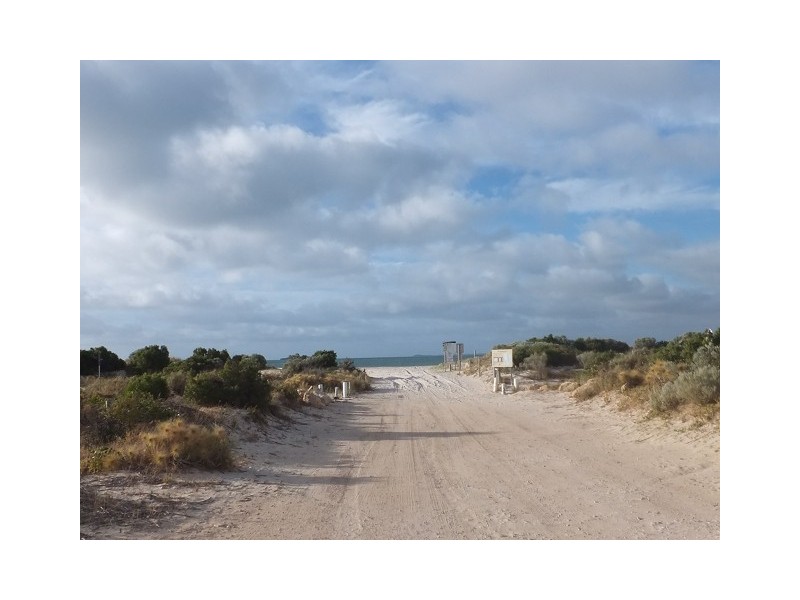 19 Eucalypt Way, Jurien Bay WA 6516