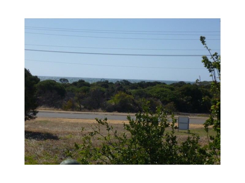 5 TUART STREET, Leeman WA 6514