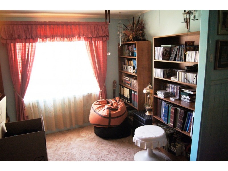 31 CARON STREET, Carnamah WA 6517