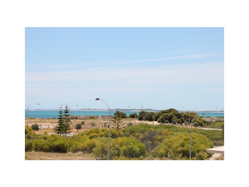 7 KARLEEN LANE, Jurien Bay WA 6516
