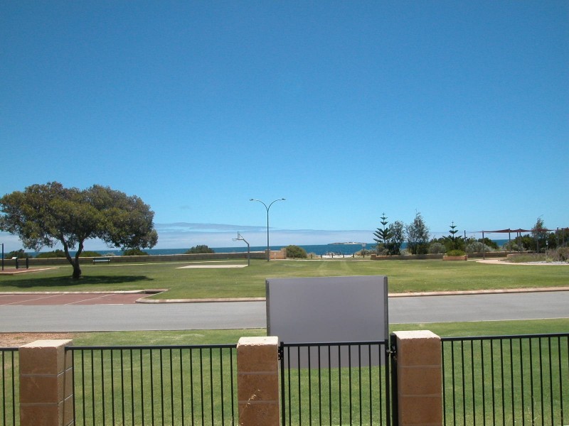 11 (LOT 67) HEATON STREET, Jurien Bay WA 6516