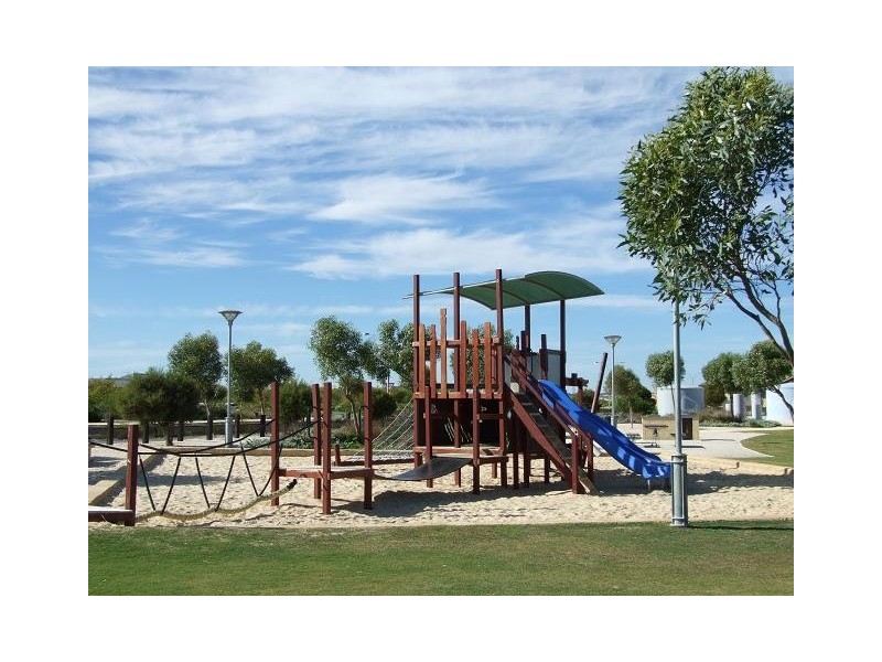 37 (Lot 694) Bettong Avenue, Jurien Bay WA 6516