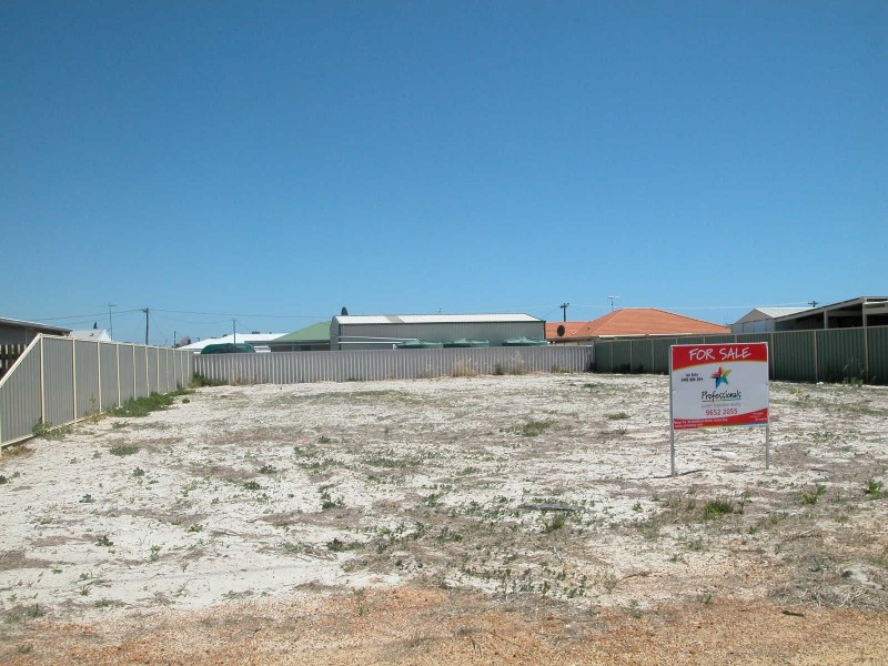 30 (LOT 542) ILLYARRIE STREET, Leeman WA 6514