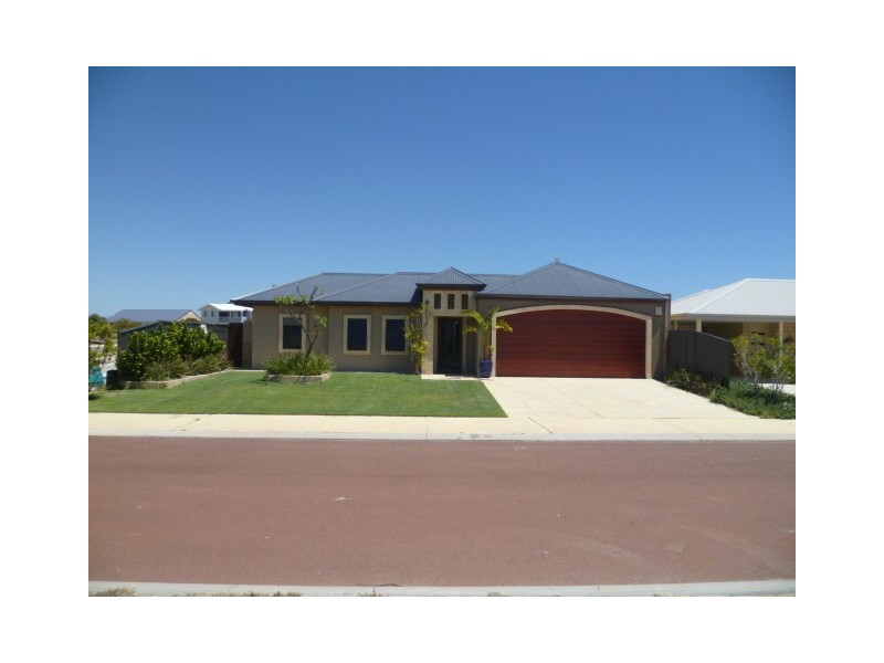 3 Pethick Loop, Green Head WA 6514