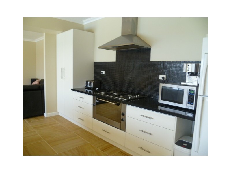 3 Pethick Loop, Green Head WA 6514