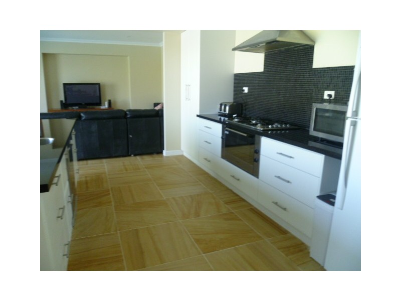 3 Pethick Loop, Green Head WA 6514