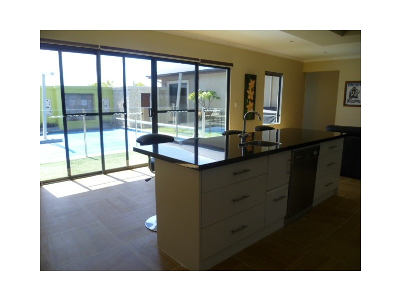 3 Pethick Loop, Green Head WA 6514