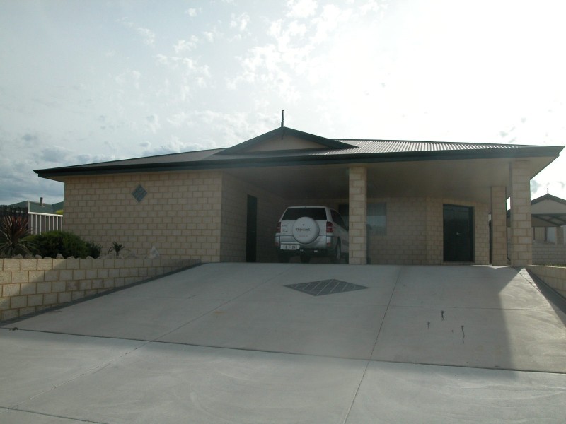 44 SEAWARD DRIVE, Jurien Bay WA 6516