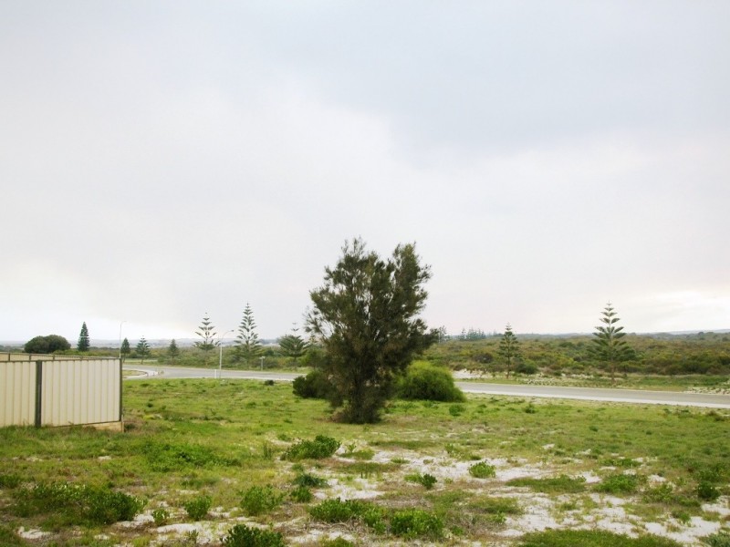 8 SEAWARD DRIVE, Jurien Bay WA 6516