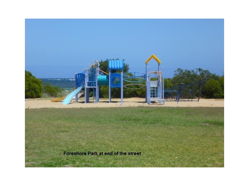 25 Green Head Rd, Green Head WA 6514