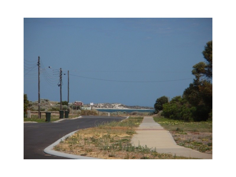2, UNIT 20 CASUARINA CRESCENT, Jurien Bay WA 6516