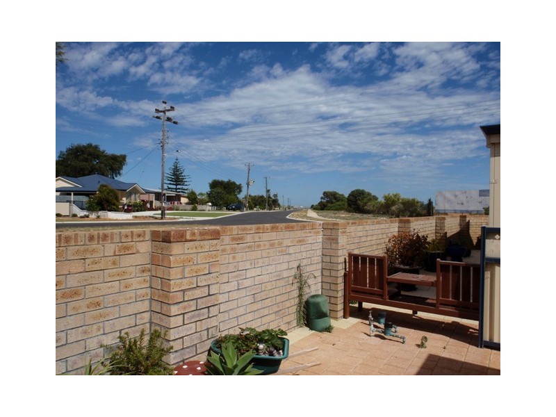 2, UNIT 20 CASUARINA CRESCENT, Jurien Bay WA 6516