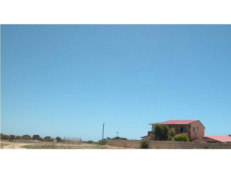 14 ILLYARRIE STREET, Leeman WA 6514