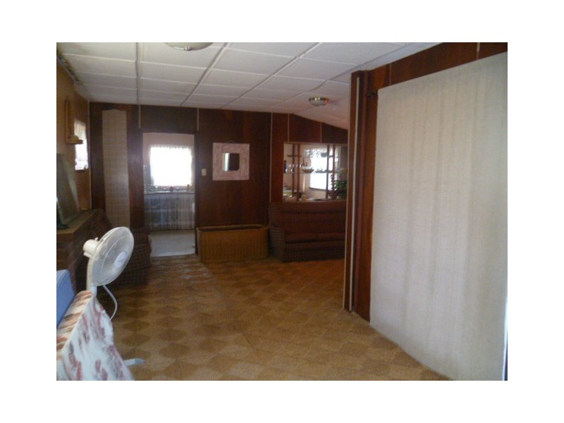 12 Bryant St, Green Head WA 6514