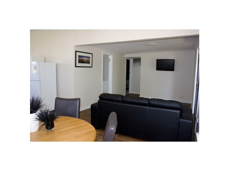 15 TAHITI PLACE, Jurien Bay WA 6516