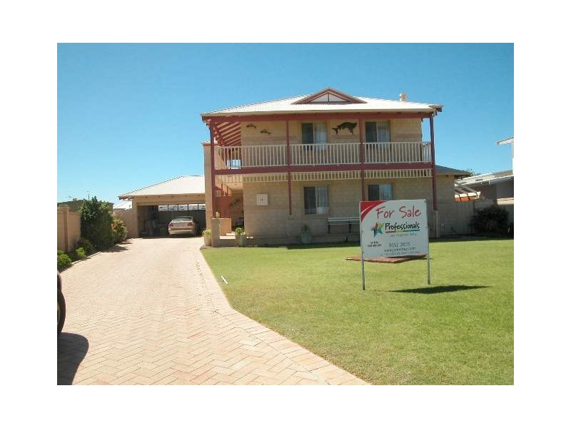 18 CASUARINA CRESCENT, Jurien Bay WA 6516