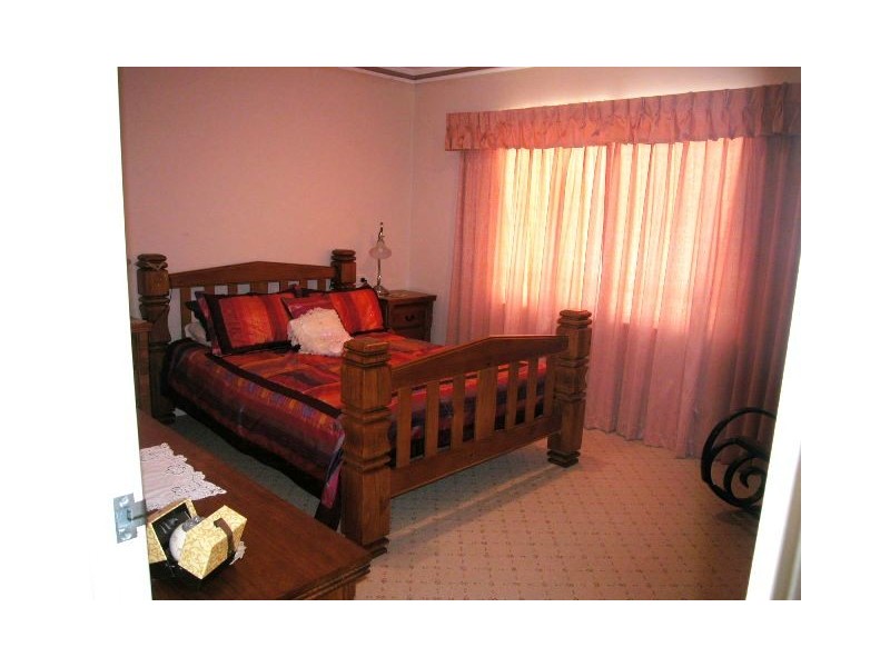 18 CASUARINA CRESCENT, Jurien Bay WA 6516