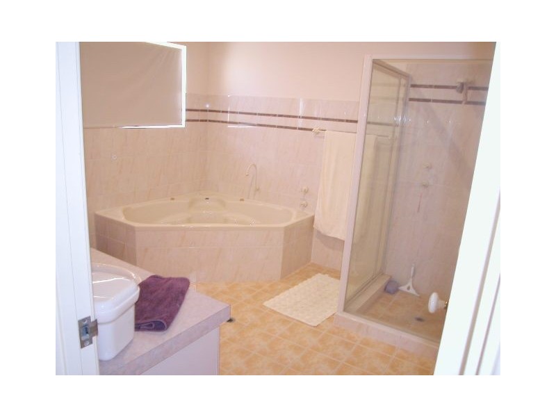 18 CASUARINA CRESCENT, Jurien Bay WA 6516