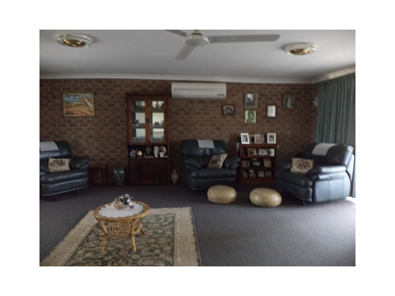 4 TAHITI PLACE, Jurien Bay WA 6516
