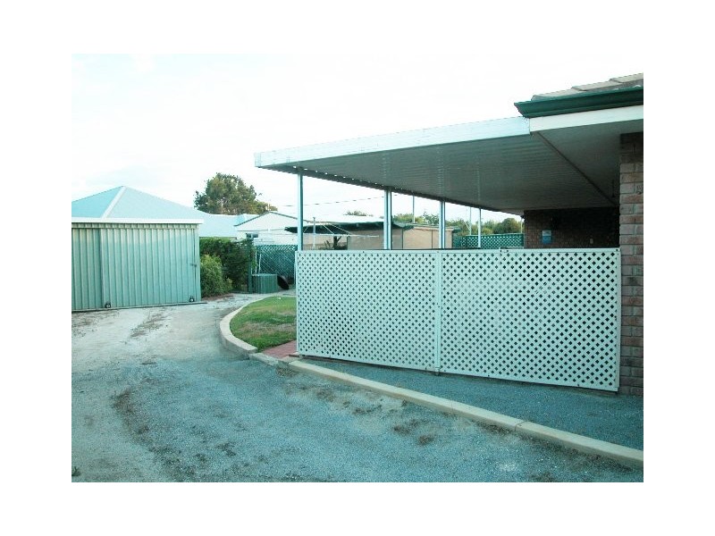 4 TAHITI PLACE, Jurien Bay WA 6516